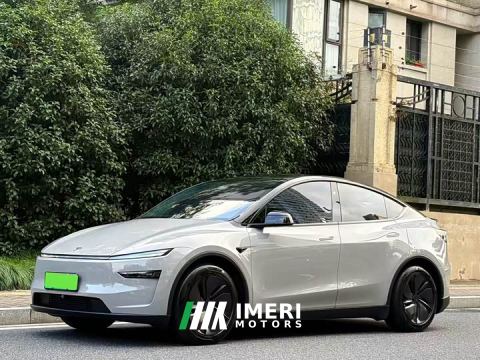 2025 Tesla Model Y Long Range All-Wheel Drive - ავტომობილი ჩინეთიდან