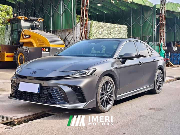 Toyota Camry Dual-Engine 2.0HXS Glorious Edition