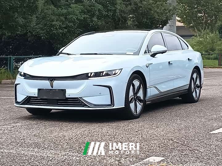 Voyah Lantu Zhaoguang Four-Wheel Drive Flagship