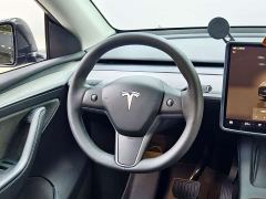 Tesla Model Y Rear-Wheel Drive - ფოტო 14