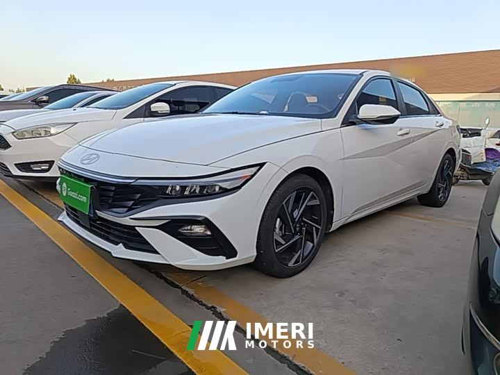 Hyundai Elantra 1.5L CVT GLX Elite