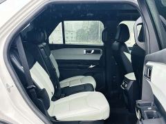 Ford Explorer 2.3T EcoBoost AWD Titanium 7-Seater - ფოტო 10