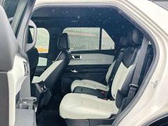 Ford Explorer 2.3T EcoBoost AWD Titanium 7-Seater - ფოტო 9
