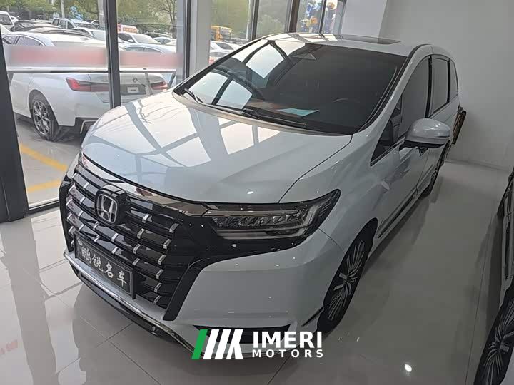 Honda Odyssey 2.0L e:HEV Luxury - ავტომობილი ჩინეთიდან