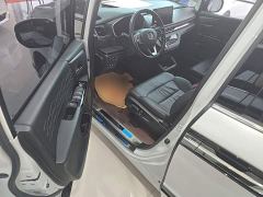 Honda Odyssey 2.0L e:HEV Luxury - ფოტო 15