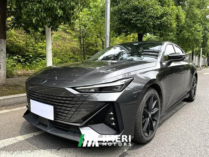 Changan UNI-V 1.5T Deluxe - ავტომობილი ჩინეთიდან