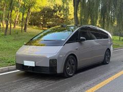 Li Auto Li Xiang MEGA Ultra - ფოტო 1