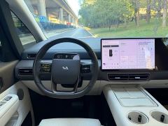 Li Auto Li Xiang MEGA Ultra - ფოტო 11