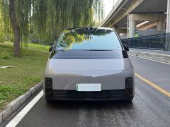 Li Auto Li Xiang MEGA Ultra - ფოტო 2