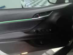 Toyota Camry 2.0G Luxury Edition - ფოტო 12