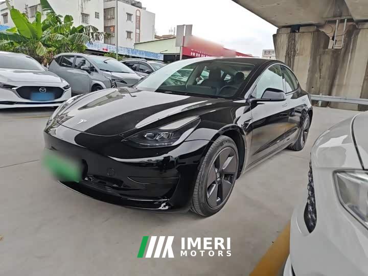 Tesla Model 3 Rear-Wheel Drive