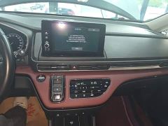 Honda Odyssey 2.0L e:HEV Premium - ფოტო 12
