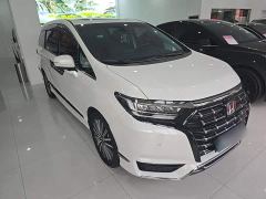 Honda Odyssey 2.0L e:HEV Premium - ფოტო 3