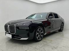 BMW 7 Series 735Li Luxury Package - ფოტო 1