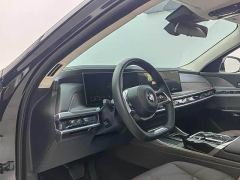 BMW 7 Series 735Li Luxury Package - ფოტო 11