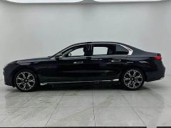 BMW 7 Series 735Li Luxury Package - ფოტო 4