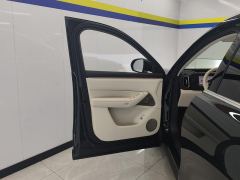 AITO M8 EREV Edition 201km AWDMax 5(192) - фото 12