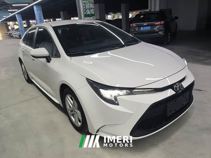 Toyota Corolla TNGA 1.5L CVT Base
