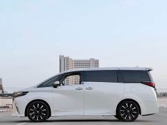 Toyota Alphard Hybrid 2.5L Premium Edition - фото 12