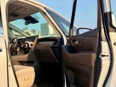 Toyota Alphard Hybrid 2.5L Premium Edition - фото 6