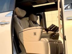 Toyota Alphard Hybrid 2.5L Premium Edition - фото 7
