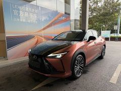 Lexus RZ 450e AWD Luxury Edition - фото 2