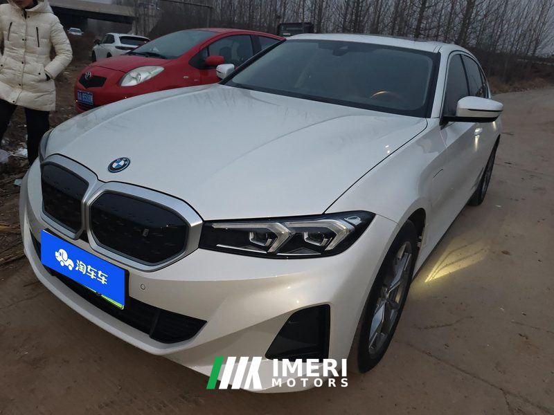 BMW i3 eDrive 35 L - автомобиль из Китая