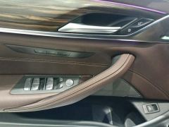 BMW 5 Series 530Li Leading Luxury Package - ფოტო 13