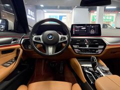 BMW 5 Series (Imported) 525i M Sport Package - ფოტო 7