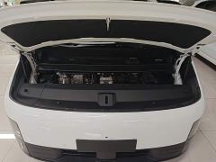 Li Auto MEGA Home Family Edition - ფოტო 19