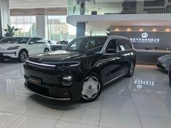 Leapmotor D19 Extended Range 500 Deluxe Edition Six-Seater - ფოტო 1
