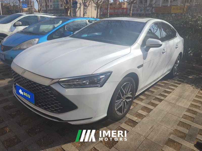 BYD Qin PLUS DM-i 55km Flagship - car from China