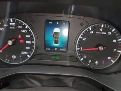 Roewe i5 1.5L CVT Black Gold Edition - ფოტო 11