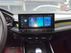 Roewe i5 1.5L CVT Black Gold Edition - ფოტო 12