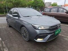 Roewe i5 1.5L CVT Black Gold Edition - ფოტო 3