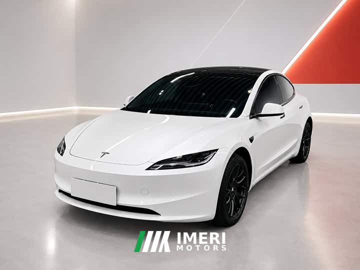 Tesla Model 3 Long Range Rear-Wheel Drive