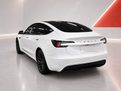Tesla Model 3 Long Range Rear-Wheel Drive - photo 4