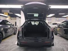 Tesla Model Y Rear-Wheel Drive - ფოტო 18