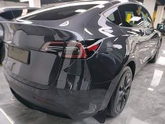 Tesla Model Y Rear-Wheel Drive - ფოტო 7