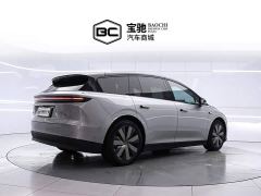 Li Auto i6 Four-Wheel Drive Standard Edition - фото 3