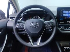 Toyota Corolla Dual-Engine 1.8L E-CVT Elite Edition - фото 18