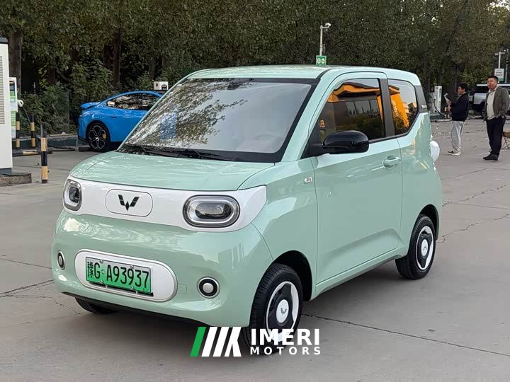 Wuling Hongguang MINIEV Third Generation 215km Youth Edition