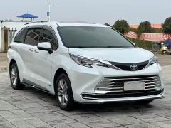 Toyota Sienna 2.5L Hybrid Platinum Edition - photo 3