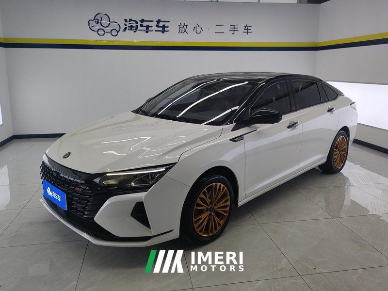 Dongfeng Fengshen Yixuan max 1.5T Super Cool Pop Dad Edition