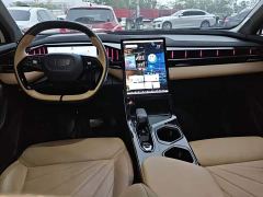 Geely Boyue L 1.5TD DCT Luxury - ფოტო 9