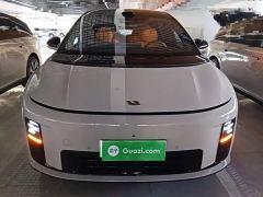 Li Auto i8 Standard Edition - photo 2