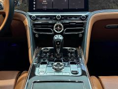 Bentley Flying Spur 4.0T V8 Standard Edition - ფოტო 16