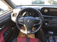 Lexus ES 300h F SPORT - photo 12