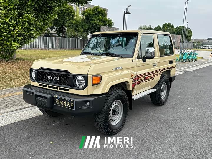 Toyota Land Cruiser (Import) LC71 2.8T Diesel