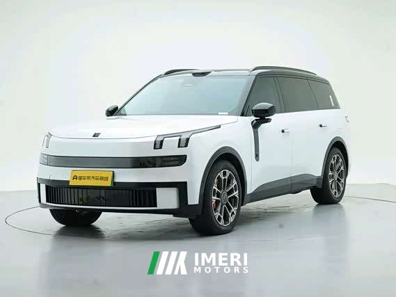 Lynk & Co 900 2.0T Ultra 6-Seater